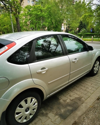 Ford Focus cena 7500 przebieg: 252000, rok produkcji 2007 z Warszawa małe 37